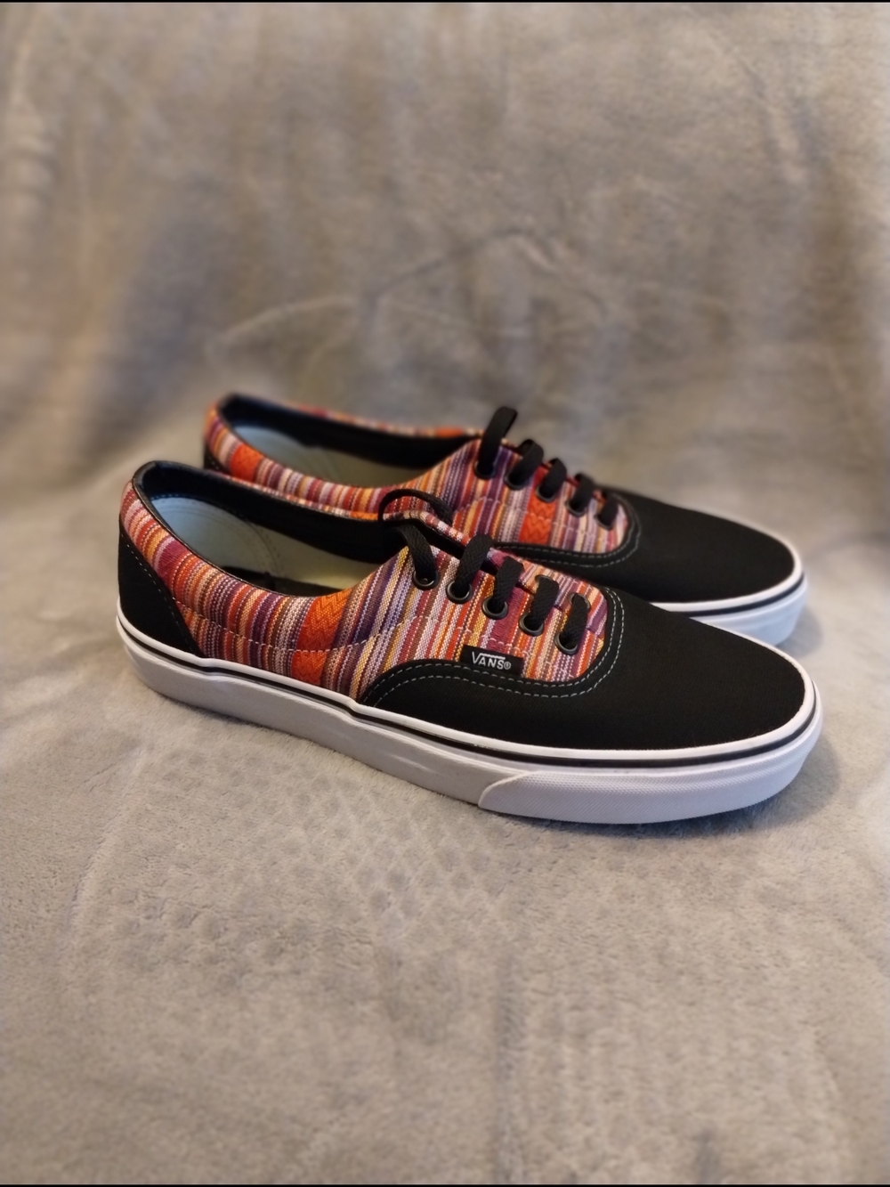 Vans Authentic Serape Stripe Sneakers Black Multi Women’s 9.5 Men’s 8 NWOT